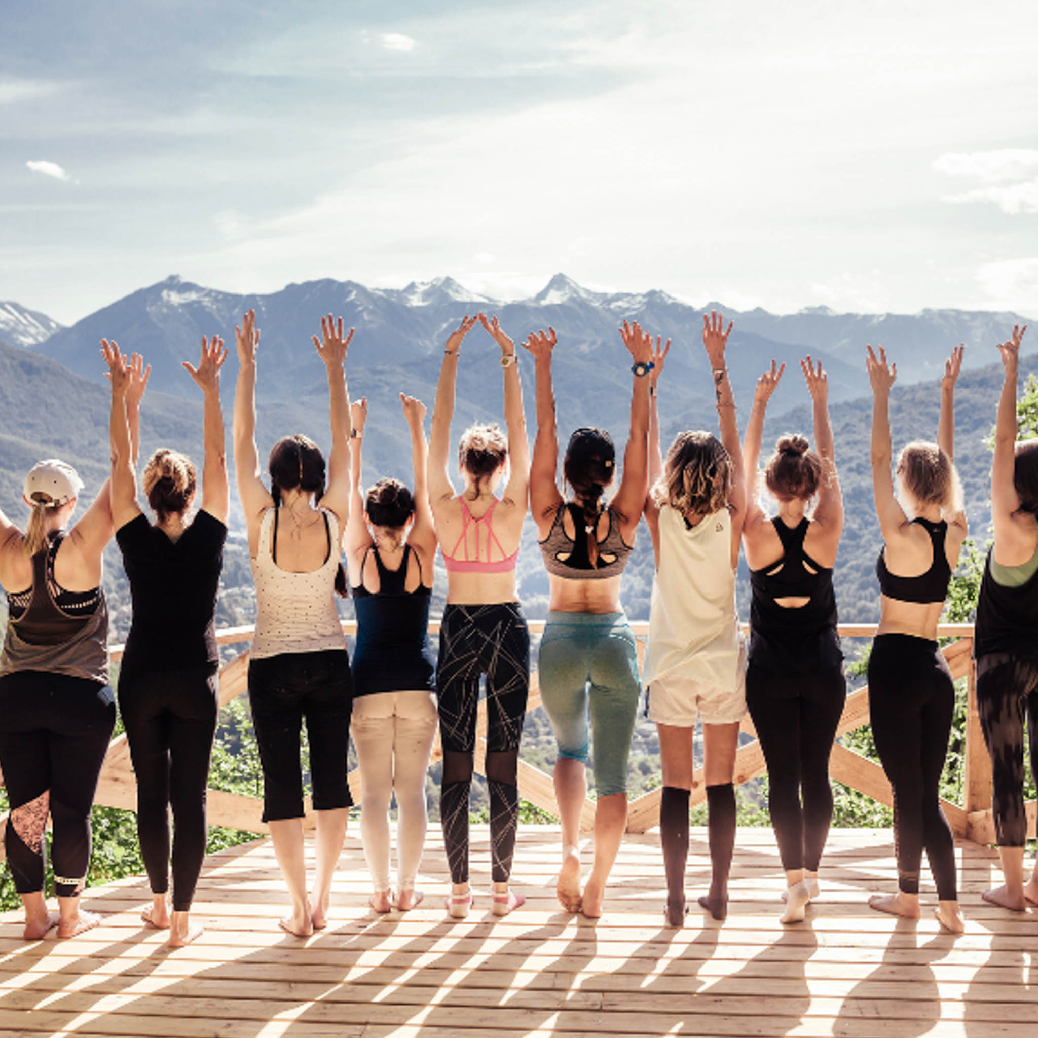 Pilates & Faszien-Yoga Training + Medittationen, Rezepte und Workshops
